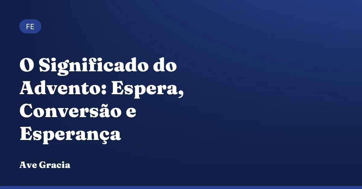 Quatro velas acesas em um altar de igreja durante o tempo do Advento